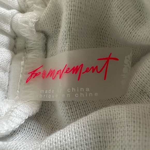 Free People White Go Explore Shorts - Picture 9 of 14